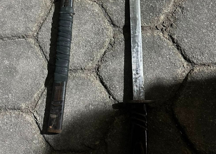 Polisi Ringkus Terduga Begal di Bantul, Pedang hingga Jaket Disita