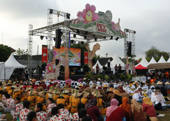 Dari Pawai Rajakaya hingga Pasaraya Adat, FKY 2025 Hidupkan Tradisi Gunungkidul