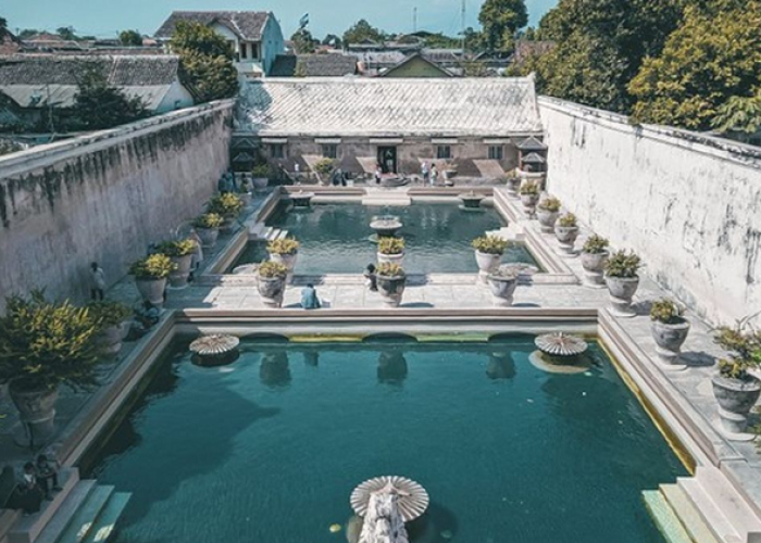 Daftar Rekomendasi Destinasi Wisata di Sekitar Stasiun Tugu Yogyakarta