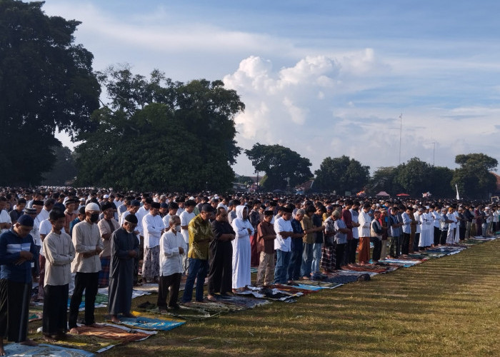 Ribuan Jemaah Salat Idulfitri 1447 H di Alun-alun Kidul Jogja, Ini Pesan Khotbahnya