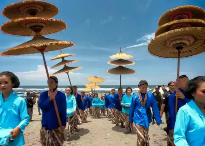 5 Daya Tarik Wisata Terbaru 2024 Pantai Parangkusumo Yogyakarta Bikin Terkesima Karena Pesonanya Sangat Keren