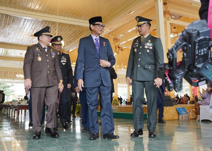 Sri Sultan Ingatkan Warga Waspada Abu Vulkanik, Jangan Sembarangan Bersihkan Atap