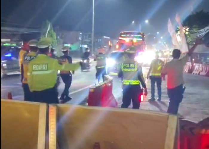  Arus Balik Memuncak, Kendaraan Masuk GT Purwomartani Dibuka hingga Pukul 10 Malam