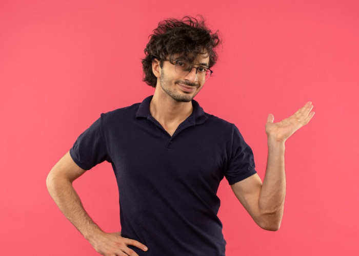 Bisa Santai dan Formal, Inilah 6 Rekomendasi Kaos Polo Pria Terbaik yang Punya Material Adem di Kulit