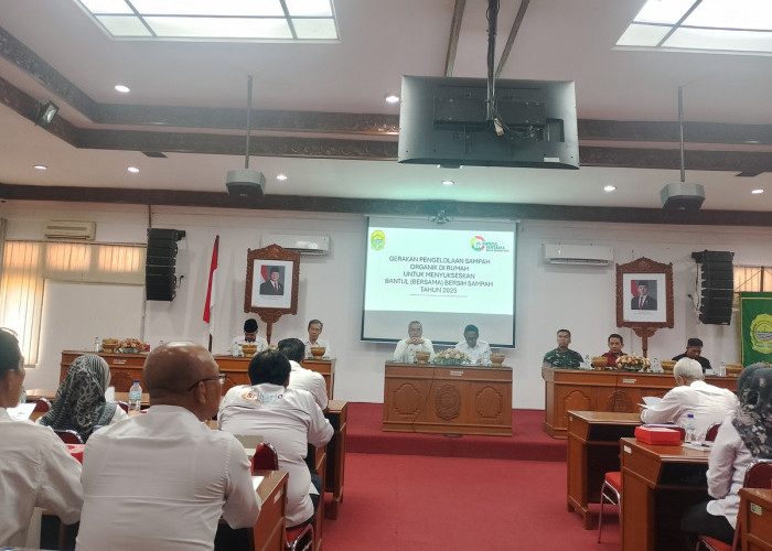 Bupati Bantul Ungkap Akar Masalah Sampah: Bukan Teknologi, Tapi Budaya