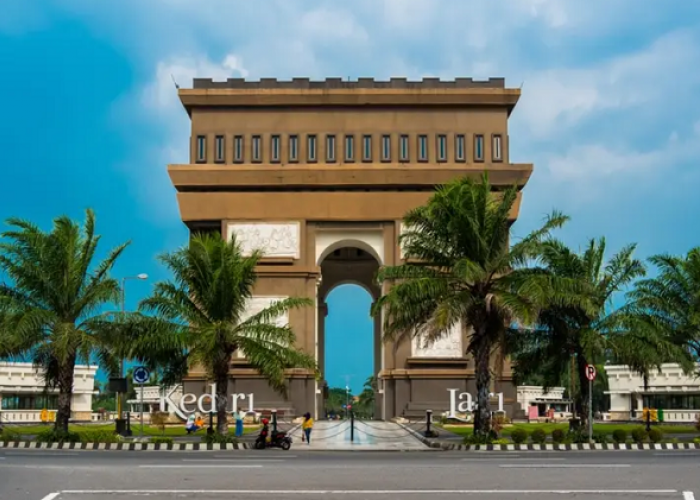 Liburan Romantis di Kediri, Ini Rekomendasi Tempat Jalan-Jalan Bareng Pacar dan Orang Tersayang