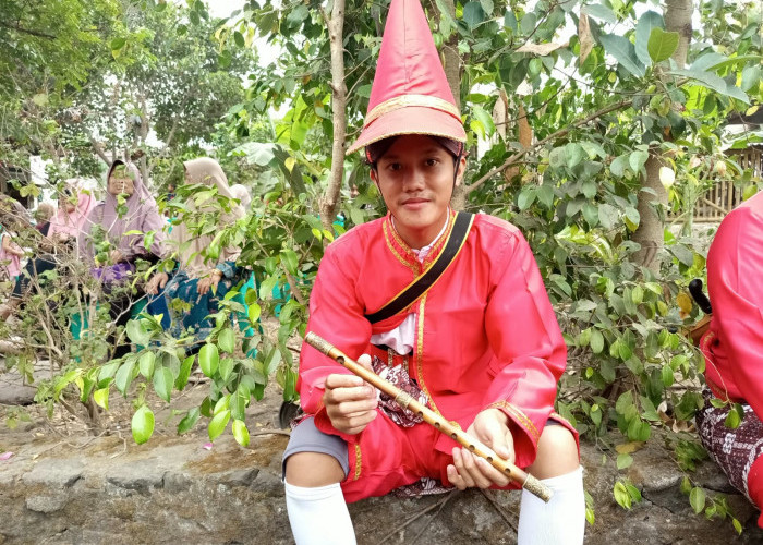 Suling Bregodo Yogyakarta Bukan Suling Biasa, Butuh  Keahlian Khusus Untuk Memainkannya