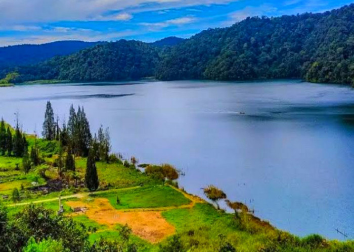View Eksotis Danau Lau Kawar, Wisata Terbaru 2024 Sumatera Utara, Cek Jam Buka, Lokasi dan Harga Tiketnya Ini