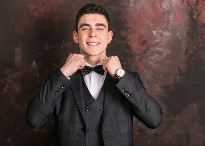 Sempurnakan Gaya di Berbagai Kesempatan, Simak 5 Rekomendasi Dasi Kupu-Kupu Pria Terbaik 2025