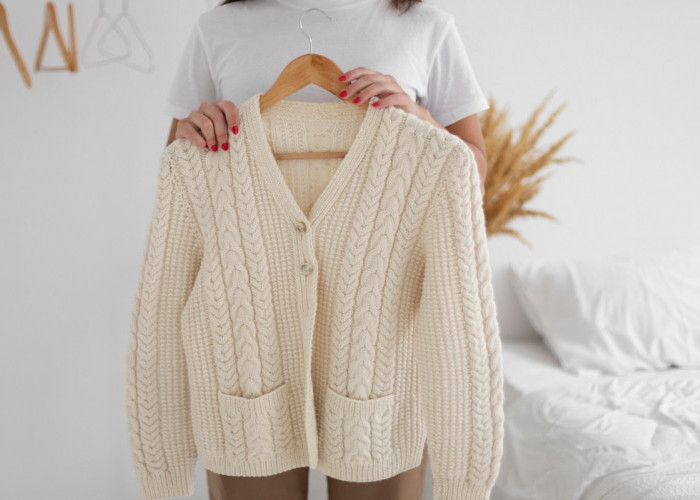 Fleksibel untuk Kombinasi Outfit, Simak 5 Model Cardigan Tile dengan Desain Stylish yang Cocok untuk Kondangan