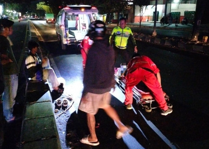 Dua Pelajar Boncengan Naik Motor Tanpa Nopol Kecelakaan di Ring Road Bantul, Satu Korban Tewas