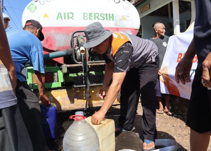 Kekeringan Mulai Mengintai Gunungkidul, Bantuan 50.000 Liter Air Bersih Hadir untuk Warga Dusun Duwet