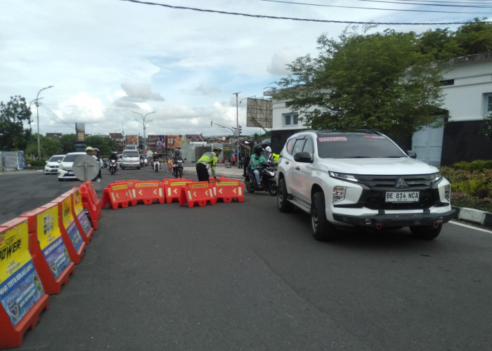 Akses Malioboro Dibuka Tutup, Arus Kendaraan Jalan Mataram Padat Merayap