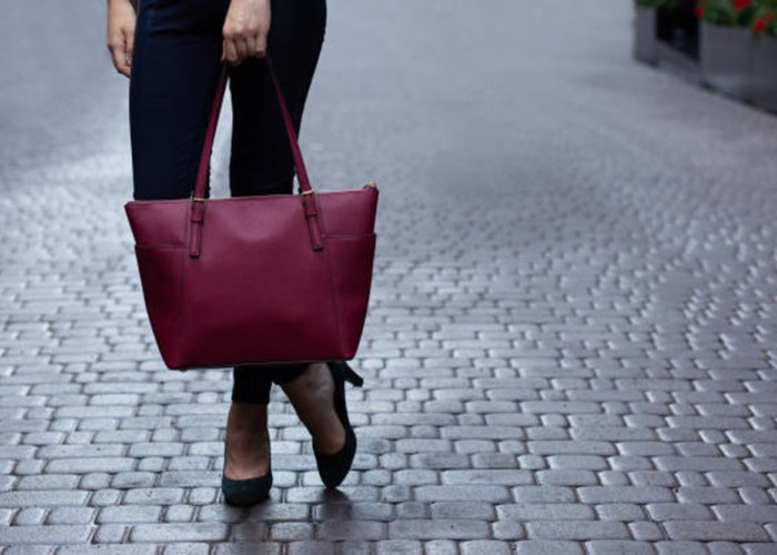 Super Kece untuk Berbagai Gaya, Inilah 6 Model Tas Jinjing Wanita yang Elegan dan Stylish
