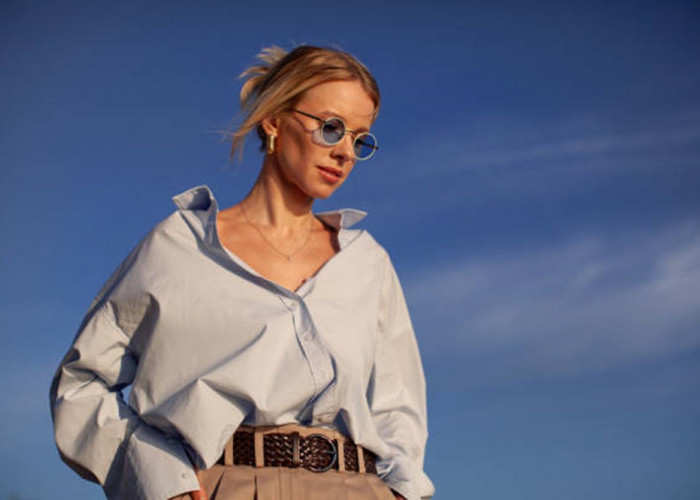 9 Ide Style Baju Oversize Wanita Kesan Simpel dan Stylish, Cocok untuk Semua Bentuk Tubuh