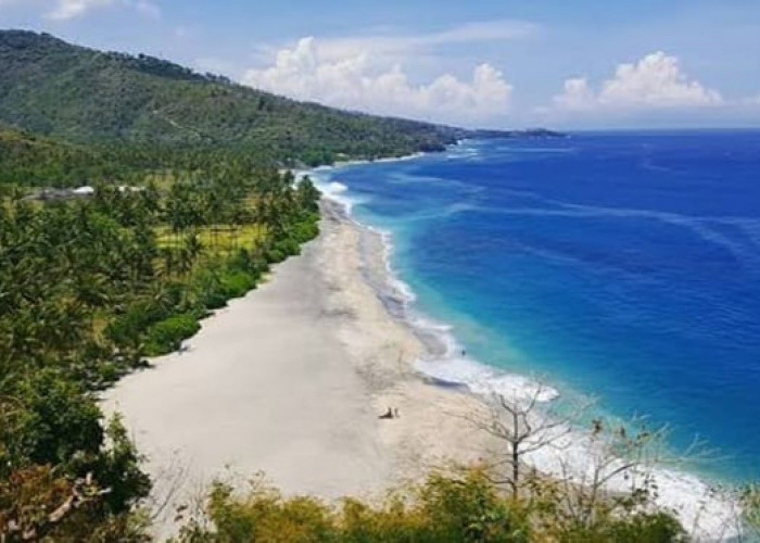 Nikmati Keseruan Wisata Terbaru 2024 Pantai Senggigi Lombok, Temukan Keindahan Airnya yang Luar Biasa