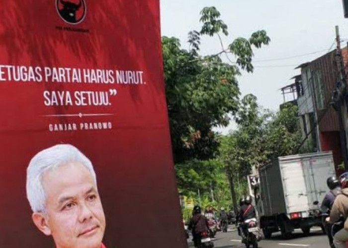 Baliho ‘Petugas Partai Harus Nurut’ Bertebaran di Semarang, Ganjar: Saya Tidak Tahu, Sebaiknya Dicopot Saja!