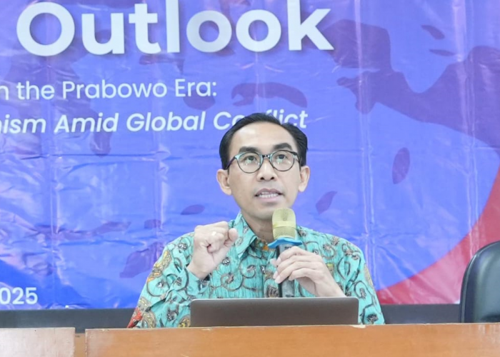 Guru Besar Ekonomi Politik Internasional UMY: Indonesia Perlu Jadi “Teman Baik” Amerika-China