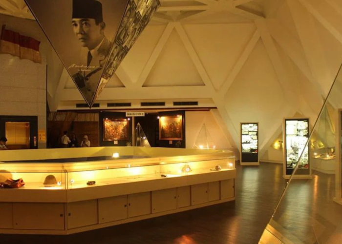 Rekomendasi Museum Terbaik di Surabaya ini Jam Operasional dan Harga Tiket Masuk