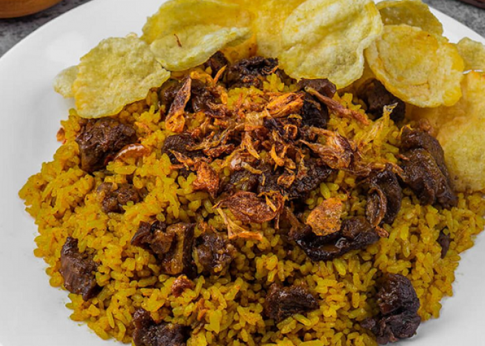 Pilihan Nasi Goreng Paling Enak di Jakarta Punya Aroma Smoky yang Menggoda!