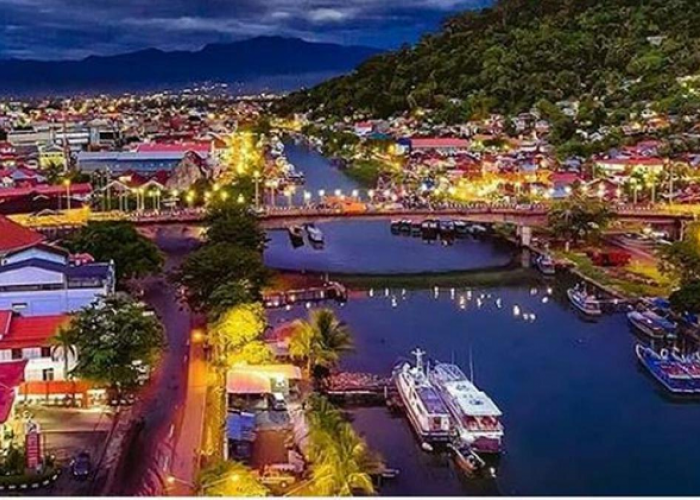Tempat Wisata di Padang Terbaru 2026 Paling Memukau Menawarkan Pesona Alam dan Budaya Minang