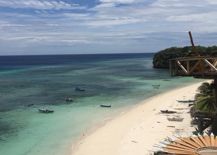 Wisata Pantai Marumasa Bulukumba: Daya Tarik, Aktivitas Seru, Tiket Masuk dan Lokasi Lengkap