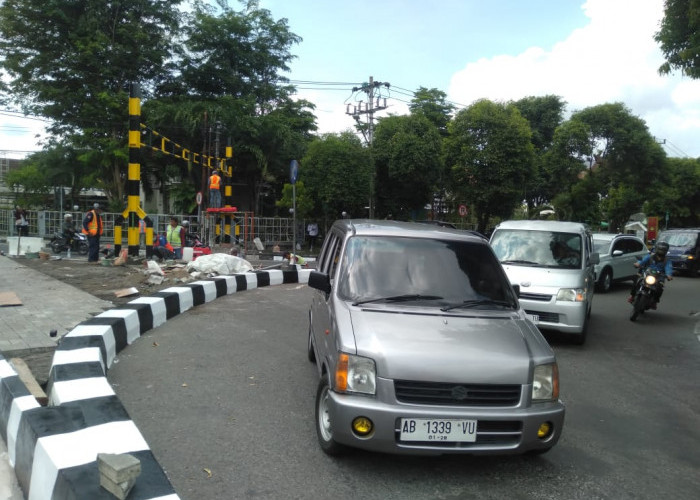 Lalu Lintas Jogja Mulai Padat Sejak Akhir Pekan, Malioboro Dipadati Lebih dari 9.000 Orang