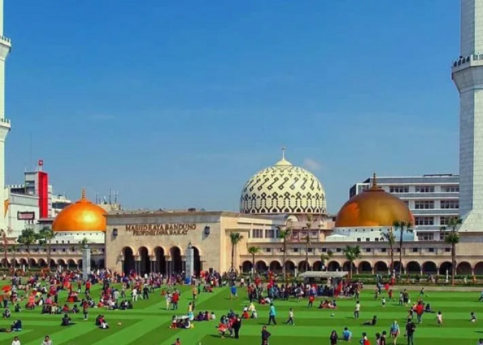 Rekomendasi Destinasi Ngabuburit Hemat dan Berkesan di Bandung 