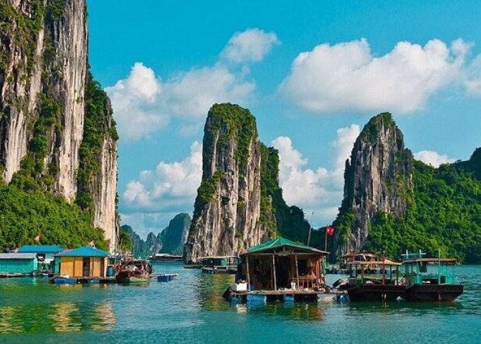 Cara Menikmati Ha Long Bay Vietnam dengan Kapal Pesiar, Itinerary Hemat 2D1N 
