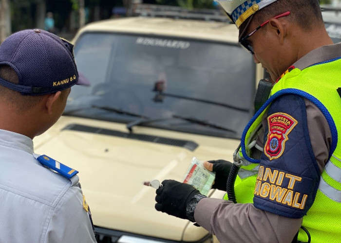 Puluhan Kendaraan Terjaring Razia di Jalan Bantul Yogyakarta, Mayoritas Langgar KIR 