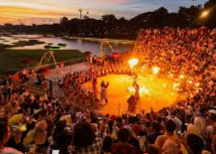 Menyaksikan Magisnya Kecak Glow in the Dark di TMII, Berikut Info Tiket Terbaru Liburan 2026