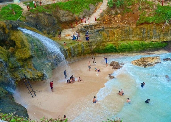 Wisata Terbaru 2024? 13+ Rekomendasi Wisata Pantai Terbaik Di Pacitan Jawa Timur, Cek Selengkapnya