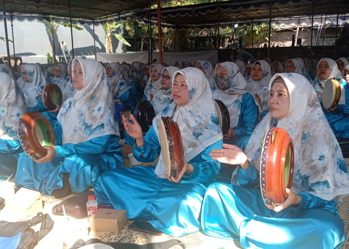 Bersholawat Jadi Cara Refreshing, IMJAT DIY Satukan Hampir 50 Grup Hadroh Muslimat