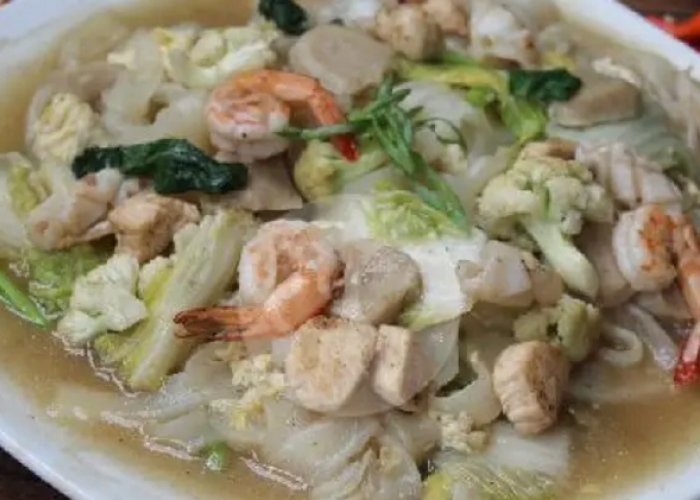 Surganya Kwetiau Bandung Ini Rekomendasi Kuliner Malam Paling Enak dan Ramah di Kantong