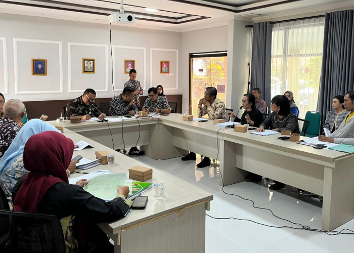 Pengelola STIE Widya Manggalia Geruduk Kantor Dindikpora Brebes, Curhat Kelanjutan Nasib Pendidikan Mahasiswa