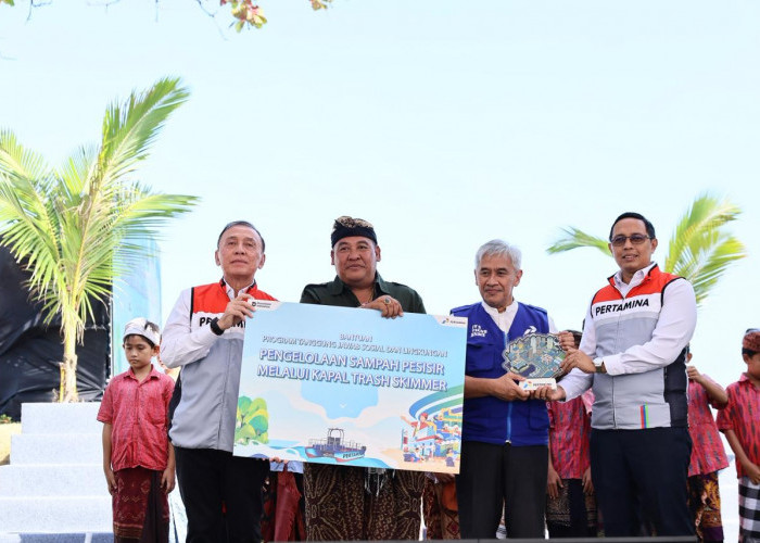 Solusi Atasi Sampah Perairan, Komisaris Utama Pertamina Resmikan Kapal Pintar 'Autonomous Trash Skimmer'