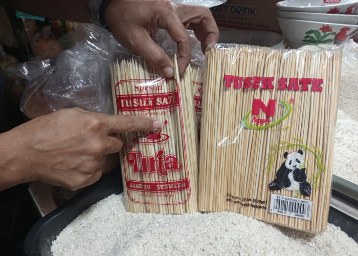 Tusuk Sate Bambu Lokal Keteteran, Produk China Kuasai Rak Pasar Tradisional