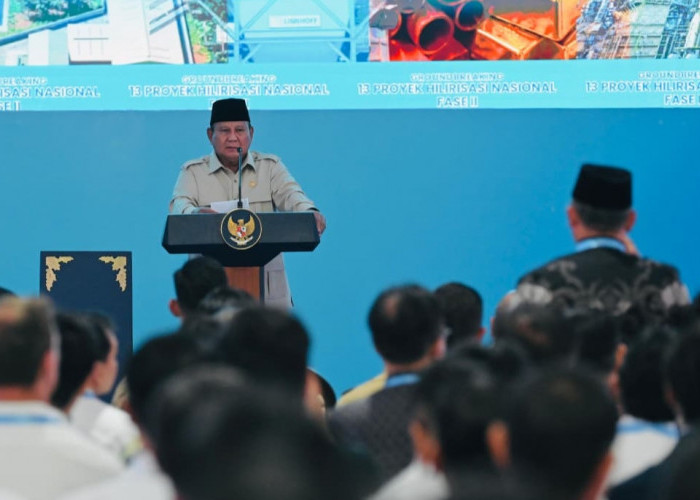Buka Groundbreaking Proyek Hilirisasi Nasional Cilacap, Prabowo Tegaskan SDA Indonesia Harus Dinikmati Rakyat