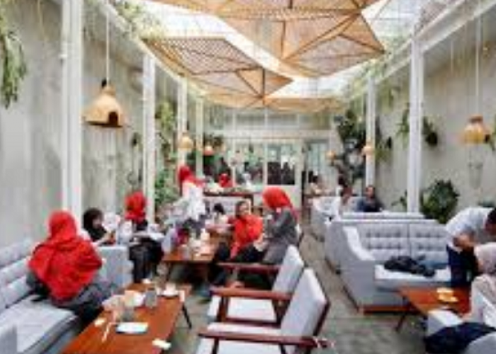 Hits di Bandung, Cek Rekomendasi Kafe Pilihan dengan Vibes Paling Positif