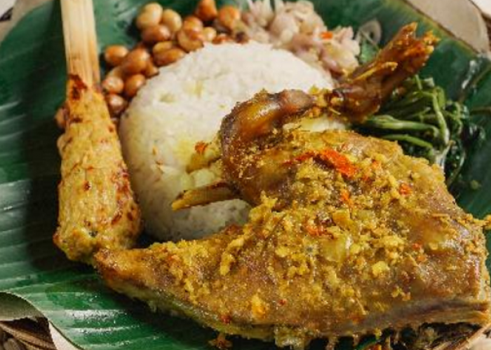 Wajib Cobain Kuliner Makan Siang Khas Yaitu Ayam Betutu Kuta Bali