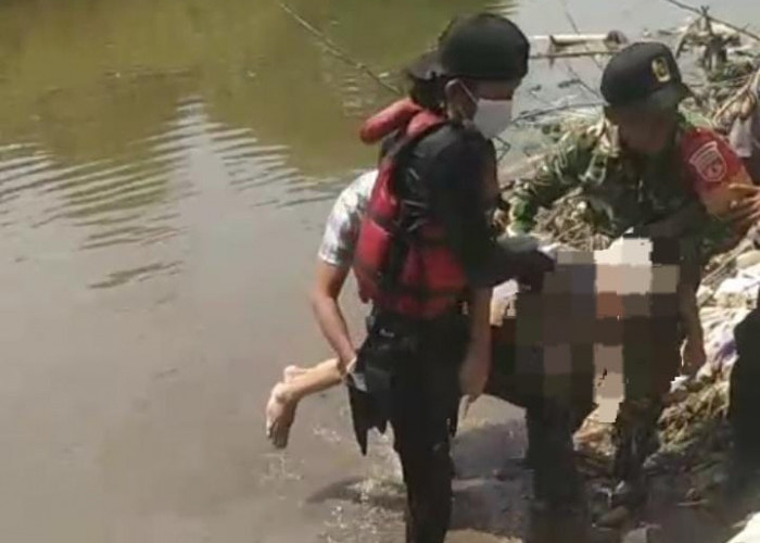 Mayat Lansia Perempuan Mengambang di Sungai Pemali, Bikin Gempar Warga Desa Pesantunan Kecamatan Wanasari