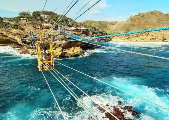 Pantai Timang; Wisata Pantai Paling Ekstrem dengan View Ombak Besar Samudera Hindia