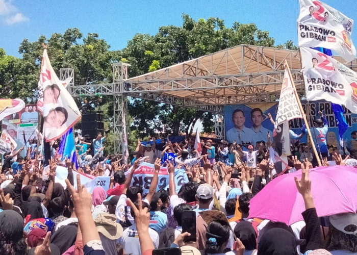 Optimistis Prabowo-Gibran Menang 80 Persen, Ribuan Progib Brebes Kompak Meriahkan Kampanye Terbuka