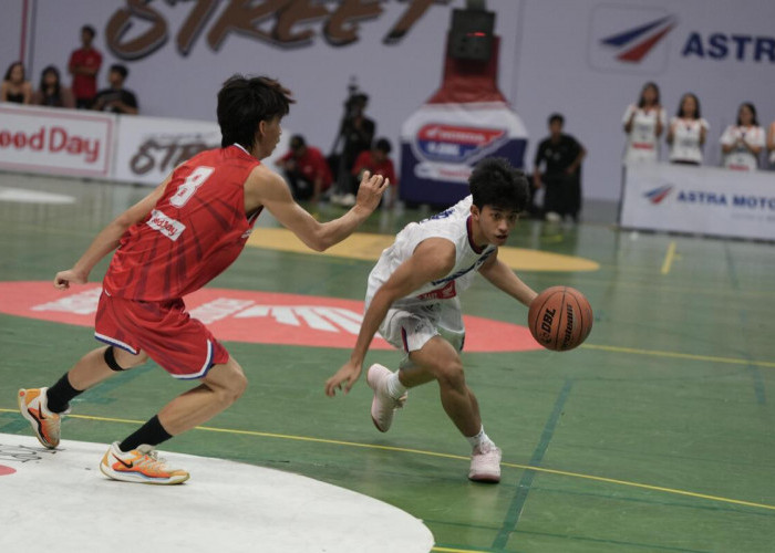SMA BOPKRI 1 dan Olifant Yogyakarta Juarai Final Honda DBL 2025 di GOR UNY
