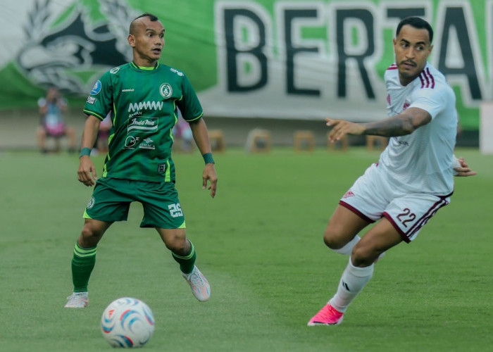 PSS Sleman Taklukkan PSM Makassar 3-0, Hiromu Tanaka Borong Dua Gol di Maguwoharjo