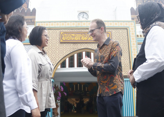 Dubes Inggris dan GKR Mangkubumi Bahas Masa Depan Transportasi di Stasiun Tugu Yogyakarta