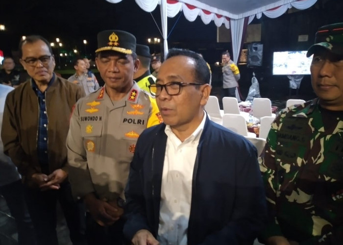 Menko PMK Pratikno Tinjau Perayaan Malam Tahun Baru di Yogyakarta