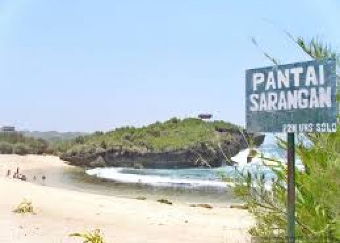 Menyusuri Keindahan Tempat Liburan Awal Tahun Pantai Sarangan, Pantai Sepi dan Menenangkan di Gunungkidul