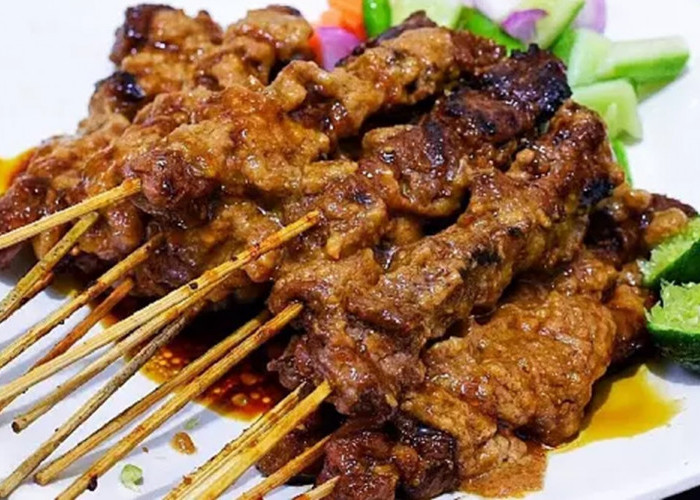 Rasanya Juara! Inilah 5 Sate Favorit Makassar yang Selalu Ramai Diserbu Pembeli