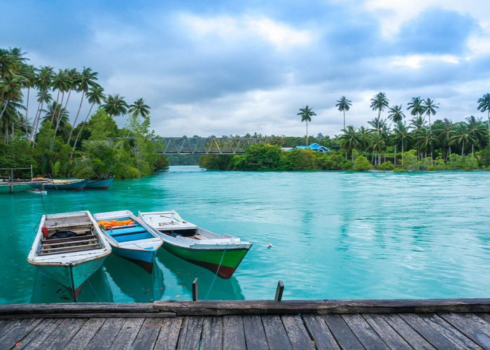 Wisata Danau Labuan Cermin: Aktivitas Menarik, Tiket Masuk, Jam Buka dan Lokasi Lengkap Cek Infonya Disini